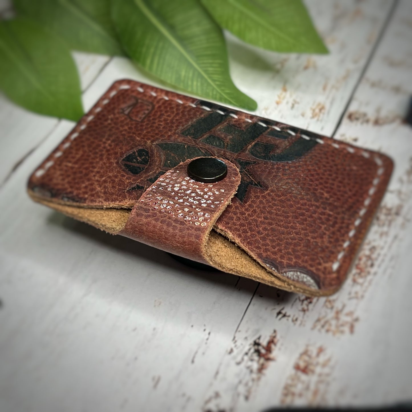 The Tupelo | Handmade Vegetable Tanned Leather Card Holder