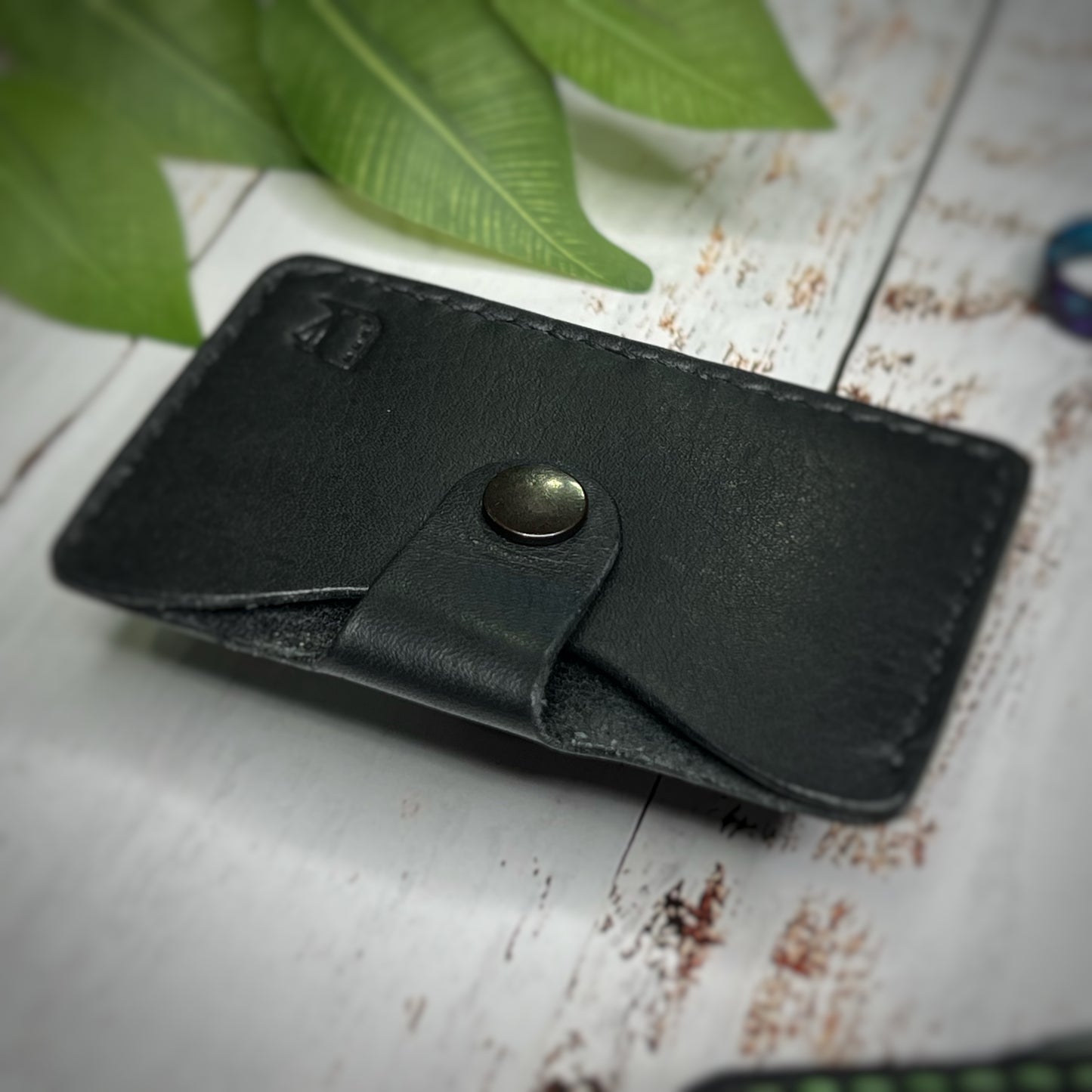 The Tupelo | Handmade Vegetable Tanned Leather Card Holder