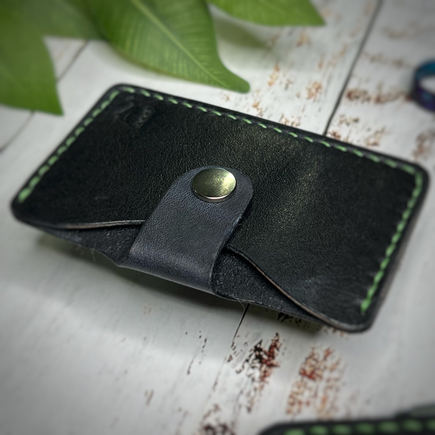 The Tupelo | Handmade Vegetable Tanned Leather Card Holder