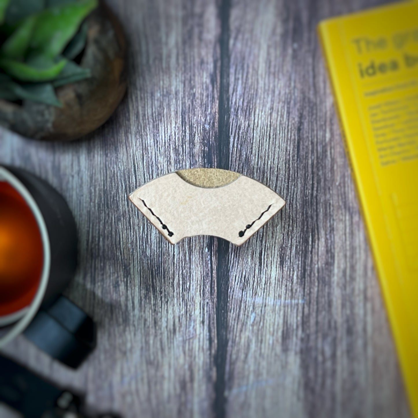 The Balsa | Handmade Leather Bookmark Corners